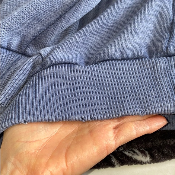 Sold ❣️ Aerie Destroyed Crew Neck Sweatshirt - Picture 4 of 5